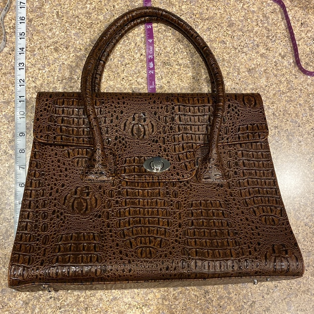 Diva Collection Brown Handbag with Two Handles bag - Picture 3 of 17